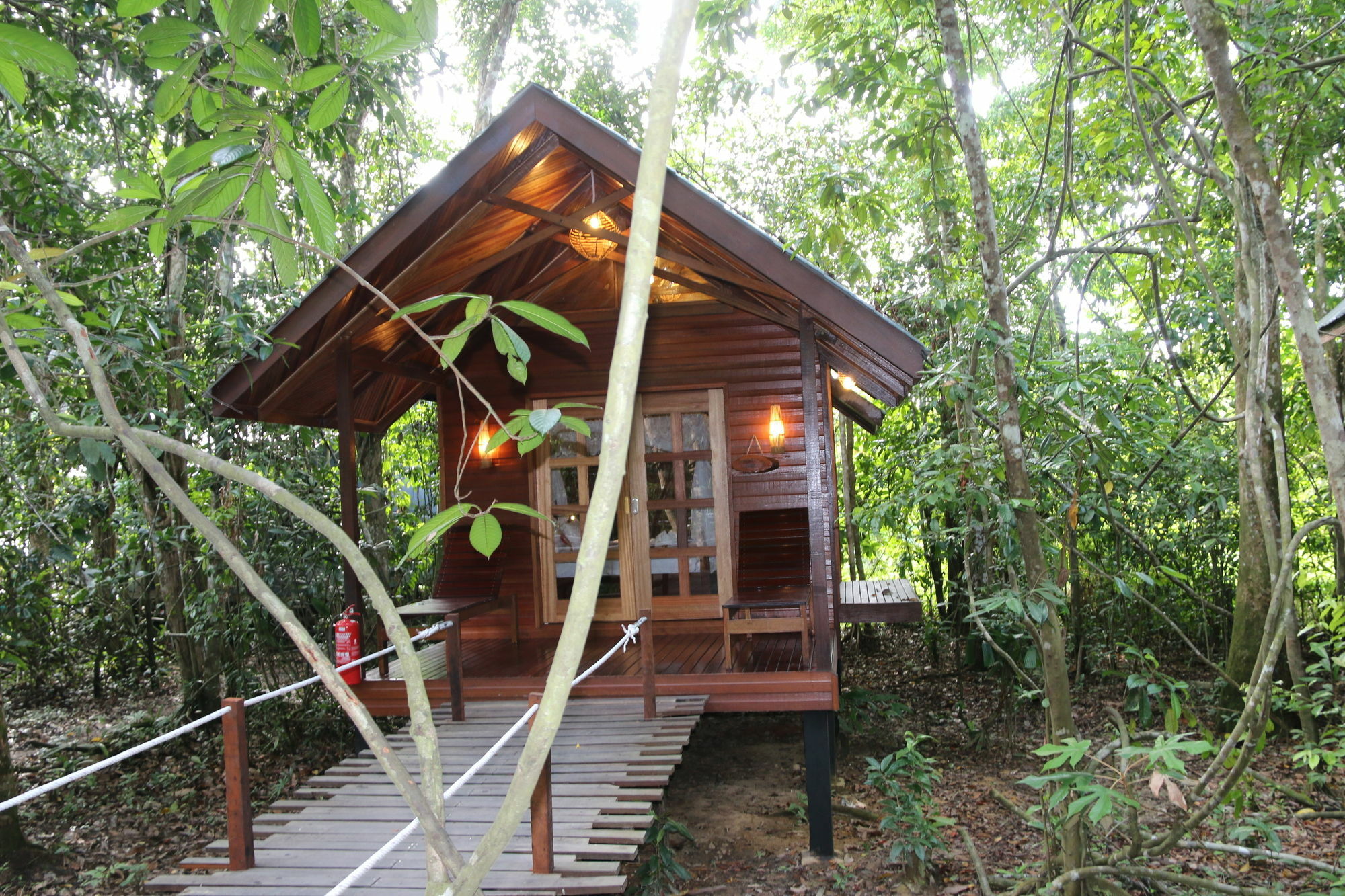 Borneo Natural Sukau Bilit Resort מראה חיצוני תמונה